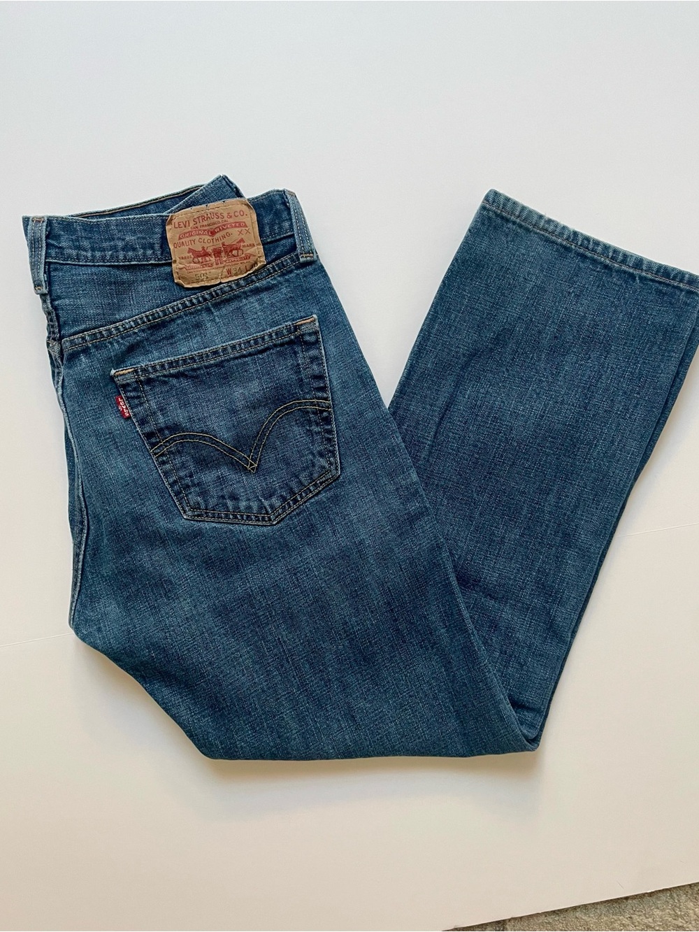 Levi's 501 Men's Classic Blue Straight-Leg Jeans